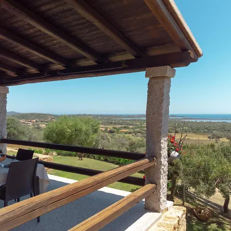 La Minditta Oda ve Kahvaltı San Teodoro (Sardinia)